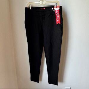 Black Jeggings with Slim Fit and Tapered Leg